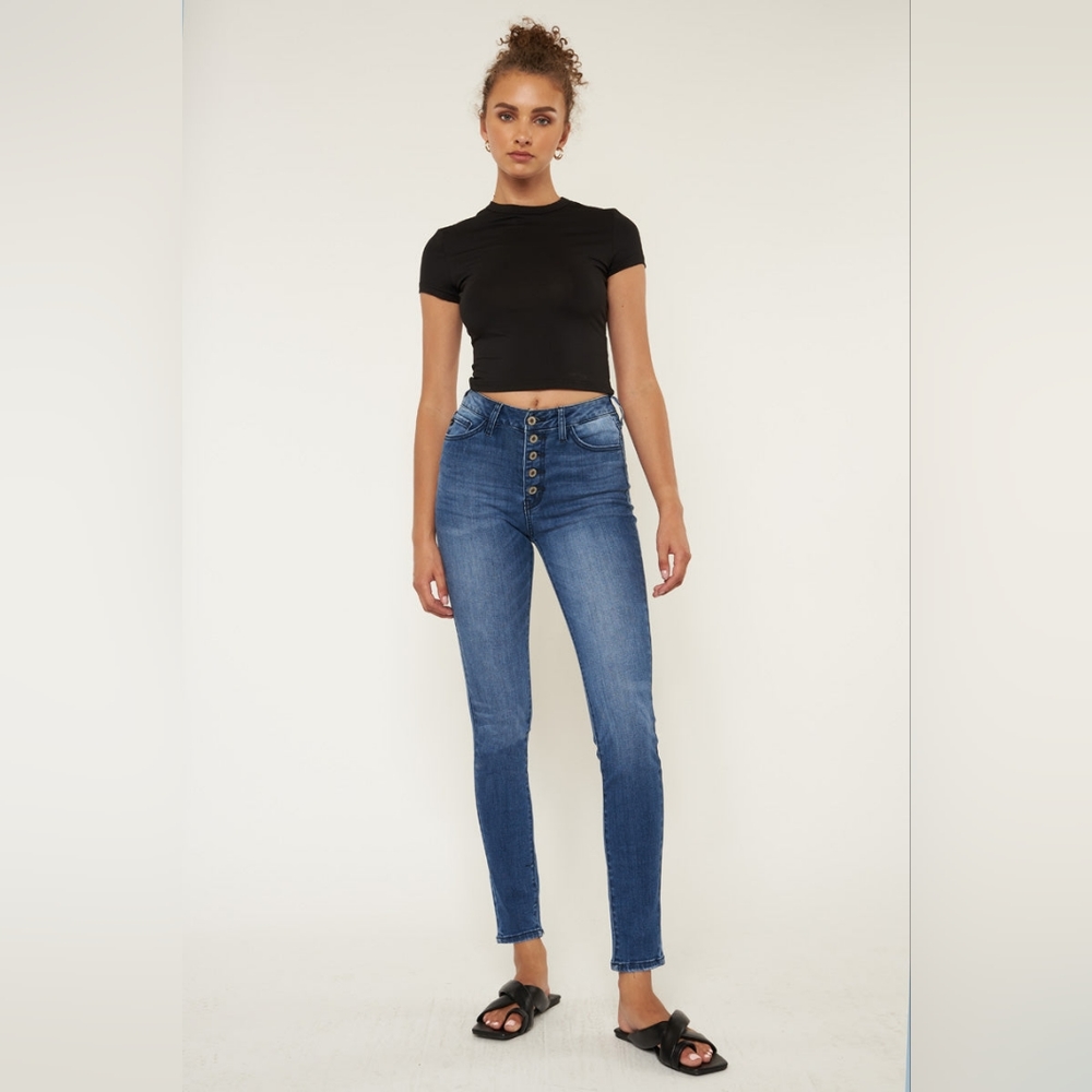 NWT 2XL / 18 KanCan Lyla High Rise Skinny Jeans